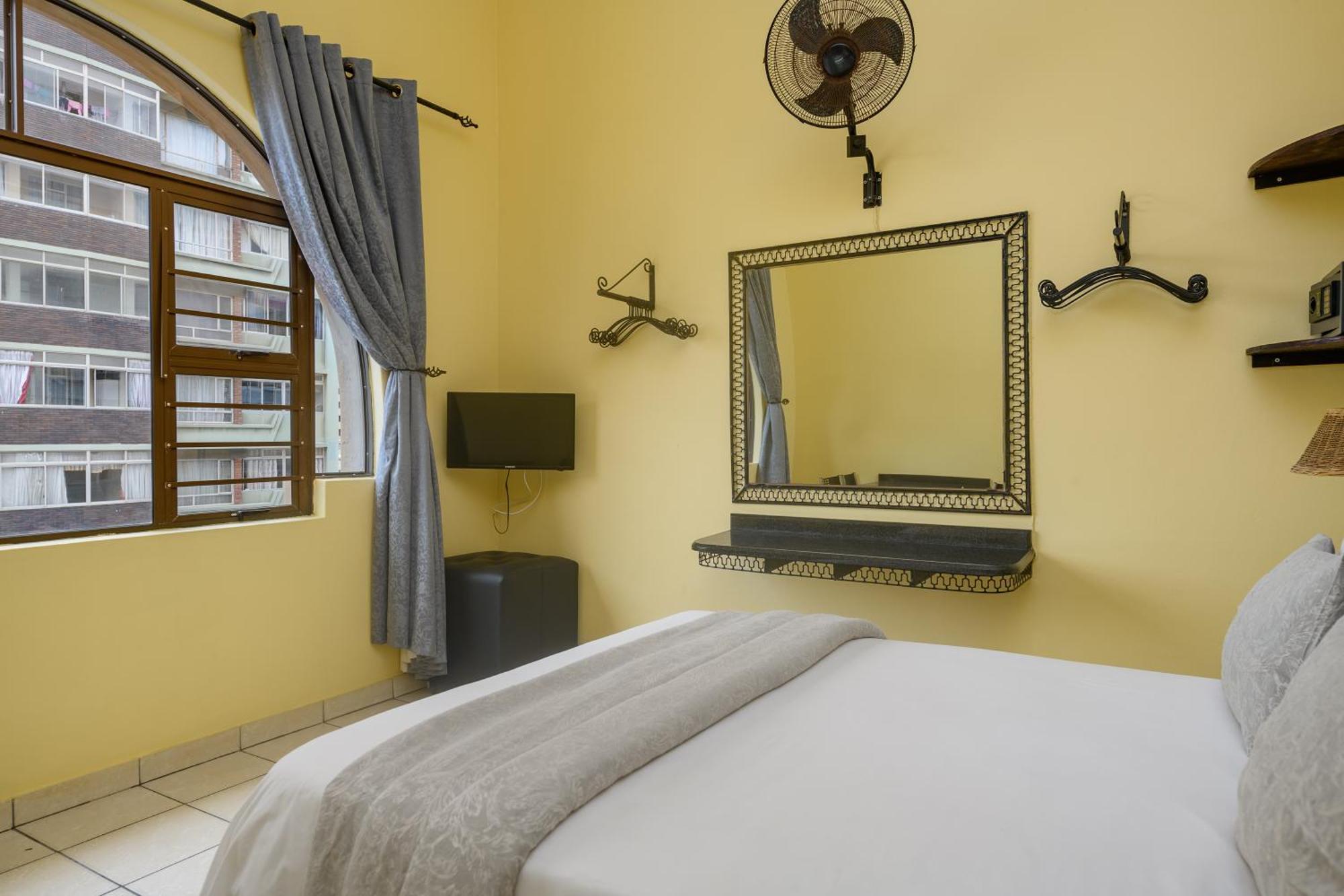 Ushaka Holiday Apartments Дурбан Номер фото